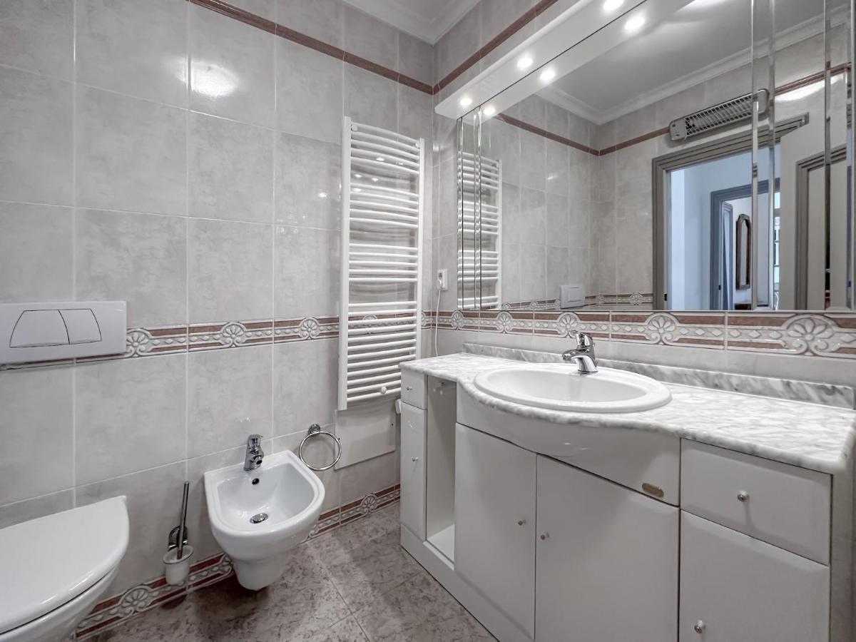 Luxury Apart Wstunning Sea Views, Walk Beach Albufeira Exterior photo